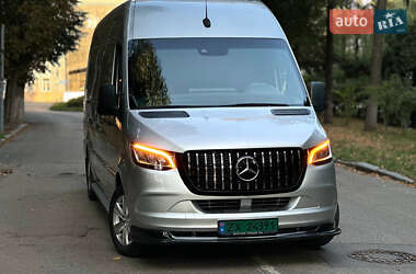 Микроавтобус грузовой (до 3,5т) Mercedes-Benz Sprinter 2018 в Черновцах