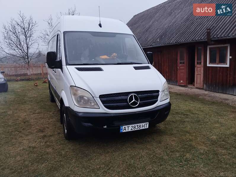 Грузовой фургон Mercedes-Benz Sprinter 2006 в Долине фото 7 Грузовой фургон Mercedes-Benz Sprinter 2006 в Долине