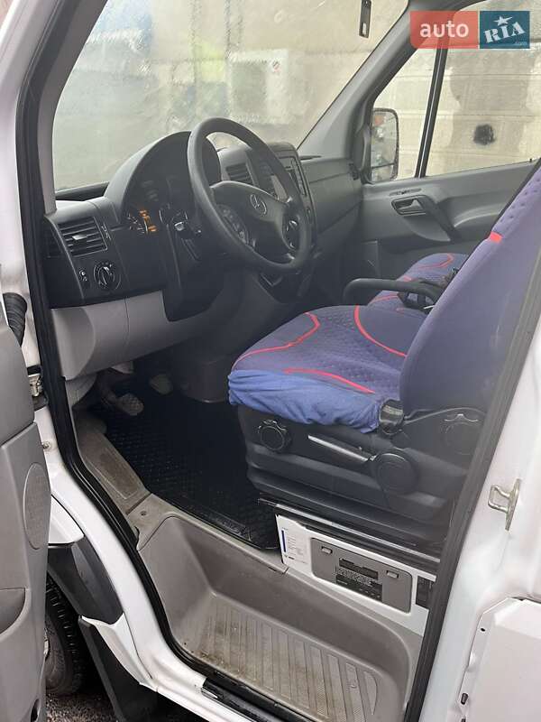 Микроавтобус грузовой (до 3,5т) Mercedes-Benz Sprinter 2013 в Гайсине