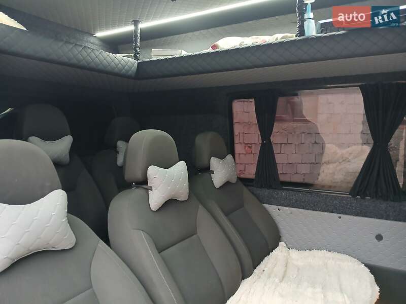 Микроавтобус Mercedes-Benz Sprinter 2005 в Иршаве фото 6 Микроавтобус Mercedes-Benz Sprinter 2005 в Иршаве