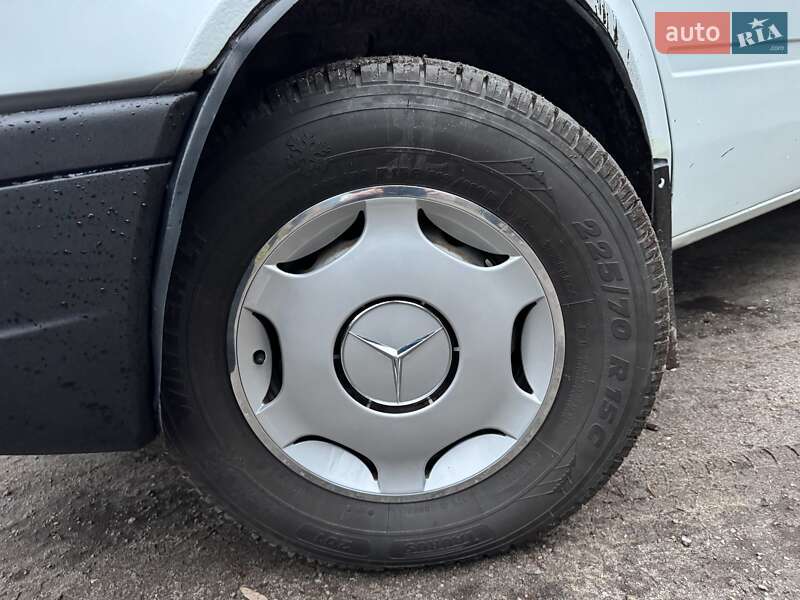 Микроавтобус Mercedes-Benz Sprinter 1999 в Буче
