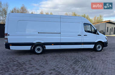 Вантажний фургон Mercedes-Benz Sprinter 2017 в Рівному
