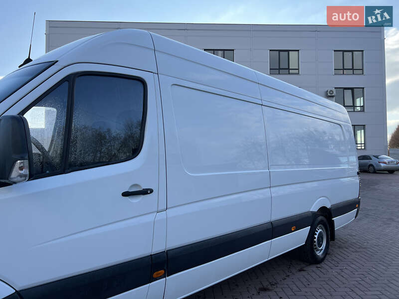 Грузовой фургон Mercedes-Benz Sprinter 2017 в Ровно фото 15 Грузовой фургон Mercedes-Benz Sprinter 2017 в Ровно