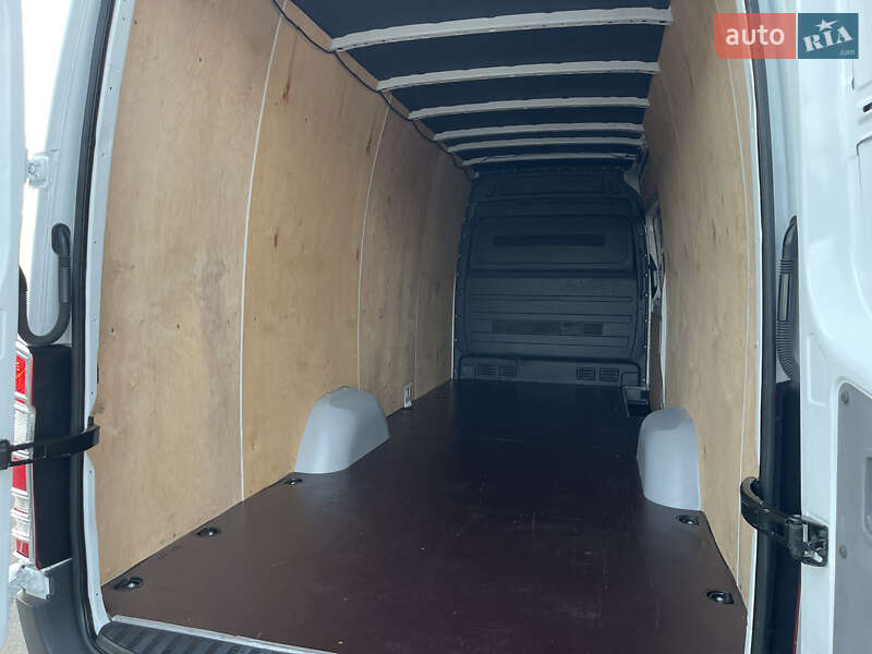 Грузовой фургон Mercedes-Benz Sprinter 2017 в Ровно фото 31 Грузовой фургон Mercedes-Benz Sprinter 2017 в Ровно