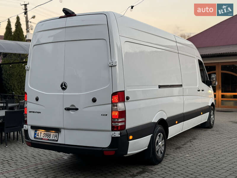 Грузопассажирский фургон Mercedes-Benz Sprinter 2015 в Иршаве фото 9 Грузопассажирский фургон Mercedes-Benz Sprinter 2015 в Иршаве