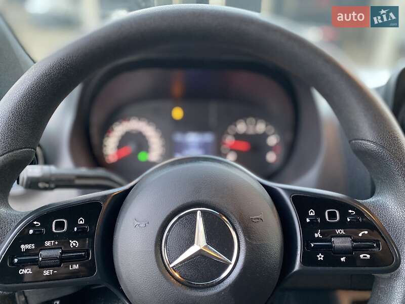 Грузовой фургон Mercedes-Benz Sprinter 2022 в Хусте