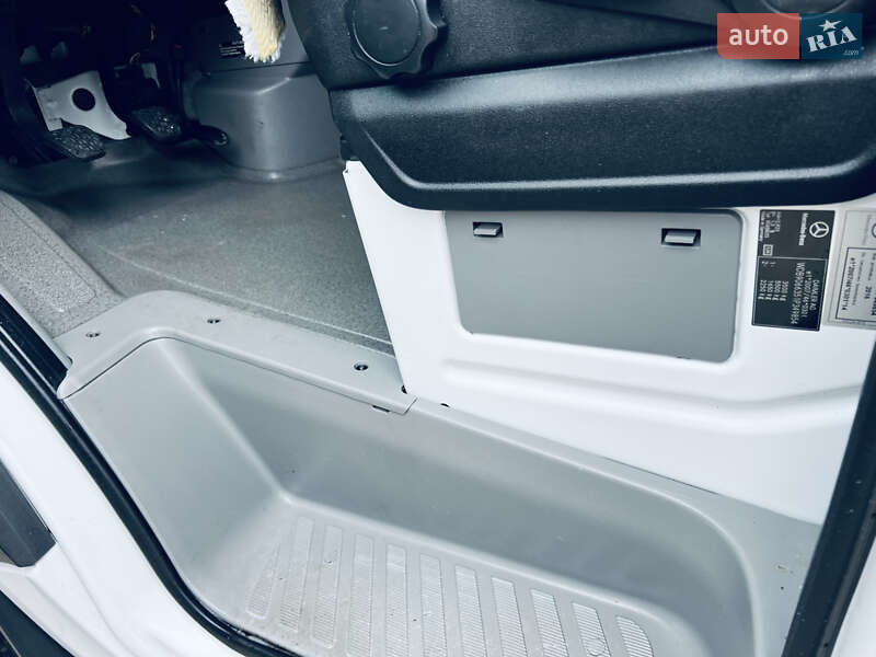 Грузовой фургон Mercedes-Benz Sprinter 2016 в Тячеве фото 11 Грузовой фургон Mercedes-Benz Sprinter 2016 в Тячеве