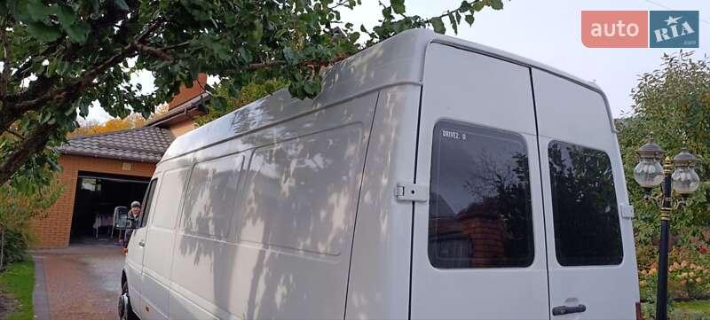 Грузовой фургон Mercedes-Benz Sprinter 2005 в Виннице