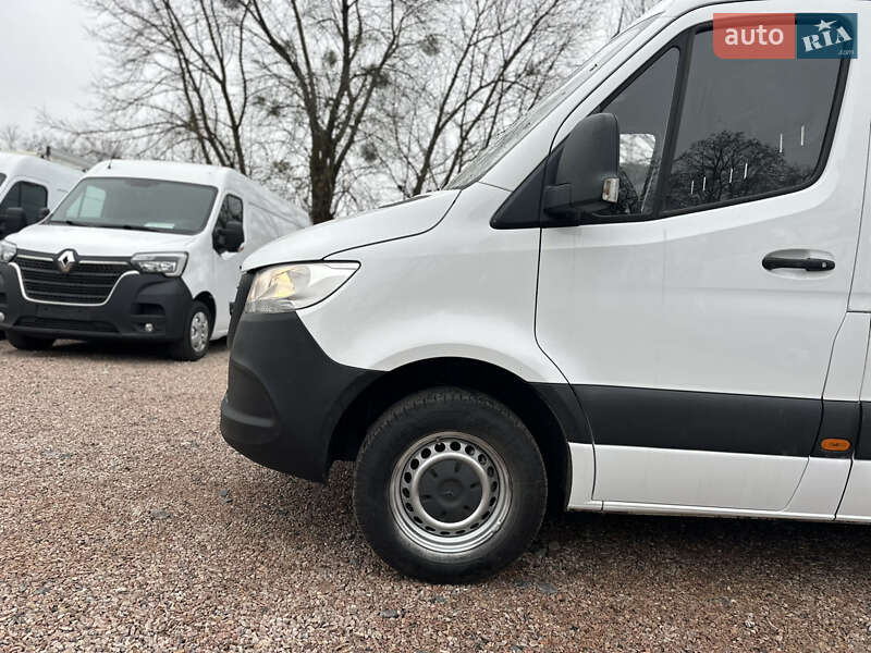 Грузовой фургон Mercedes-Benz Sprinter 2022 в Ровно фото 5 Грузовой фургон Mercedes-Benz Sprinter 2022 в Ровно