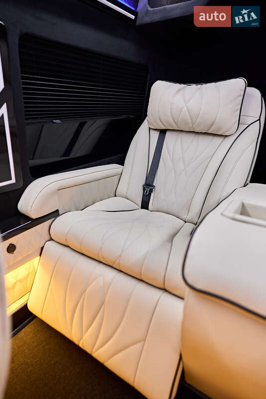 Минивэн Mercedes-Benz Sprinter 2018 в Ровно