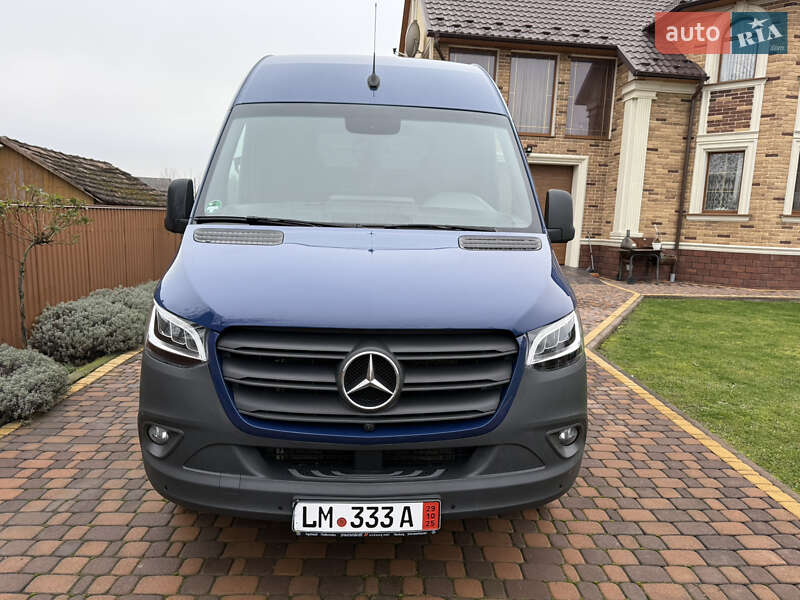 Грузовой фургон Mercedes-Benz Sprinter 2021 в Черновцах