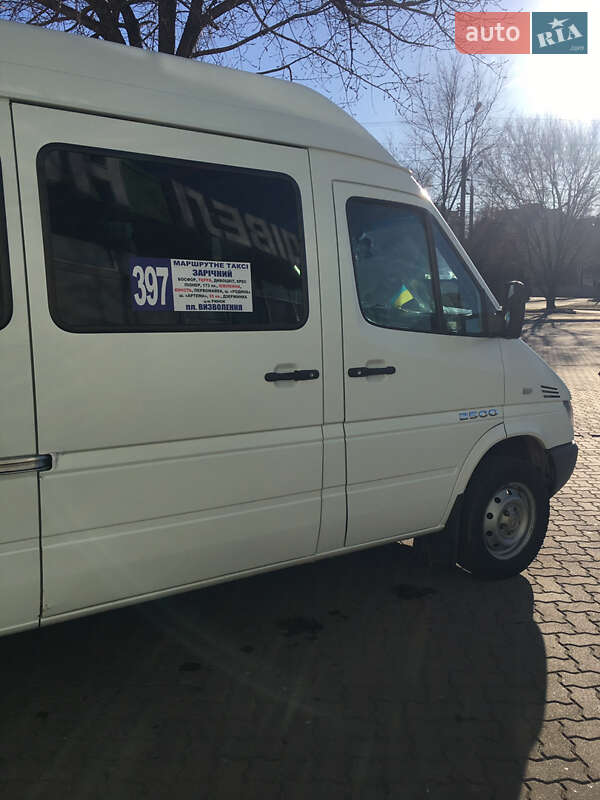 Міський автобус Mercedes-Benz Sprinter 2005 в Дніпрі