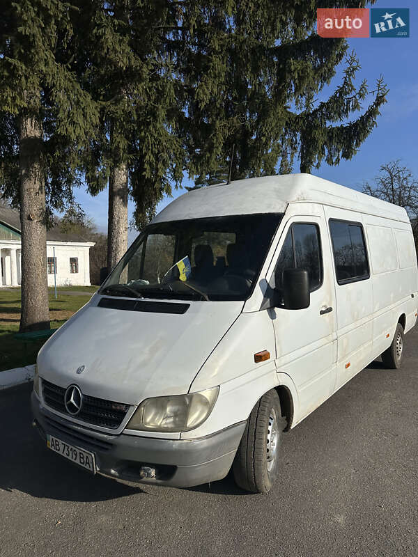 Грузопассажирский фургон Mercedes-Benz Sprinter 2003 в Виннице фото 9 Грузопассажирский фургон Mercedes-Benz Sprinter 2003 в Виннице