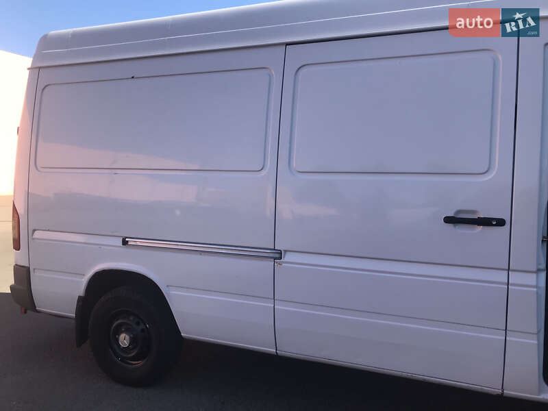 Грузовой фургон Mercedes-Benz Sprinter 2001 в Киеве