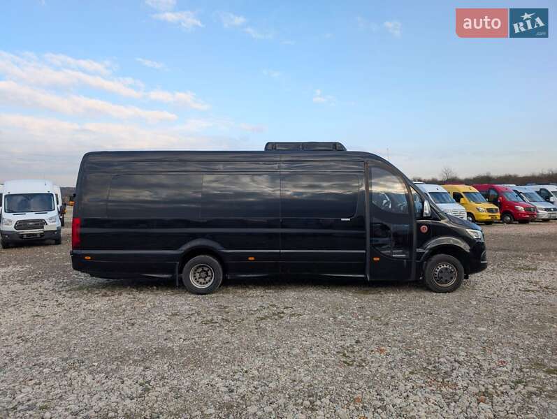 Туристичний / Міжміський автобус Mercedes-Benz Sprinter 2021 в Рівному