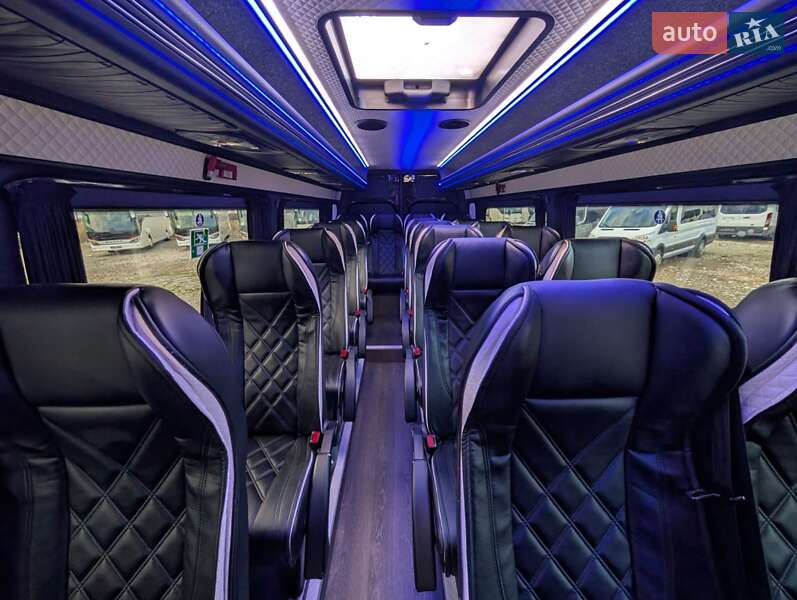 Туристичний / Міжміський автобус Mercedes-Benz Sprinter 2021 в Рівному
