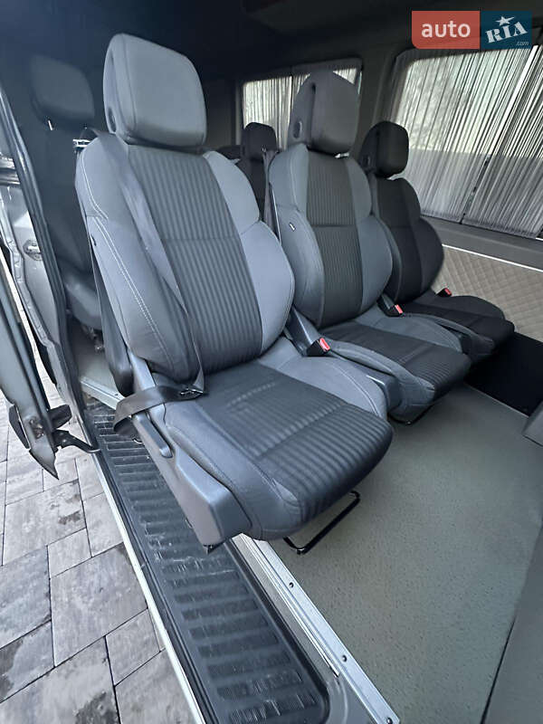 Мінівен Mercedes-Benz Sprinter 2017 в Березному