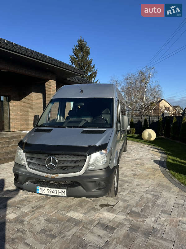 Мінівен Mercedes-Benz Sprinter 2017 в Березному
