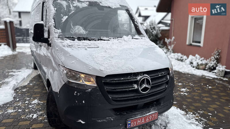 Грузовой фургон Mercedes-Benz Sprinter 2020 в Новояворовске