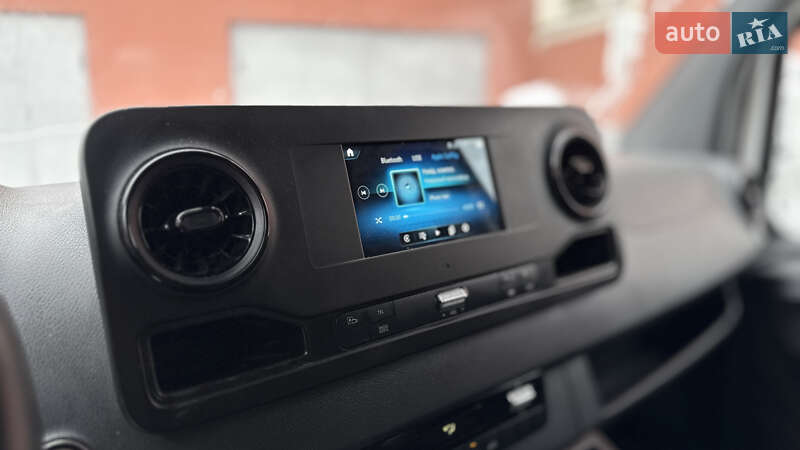 Грузовой фургон Mercedes-Benz Sprinter 2020 в Новояворовске