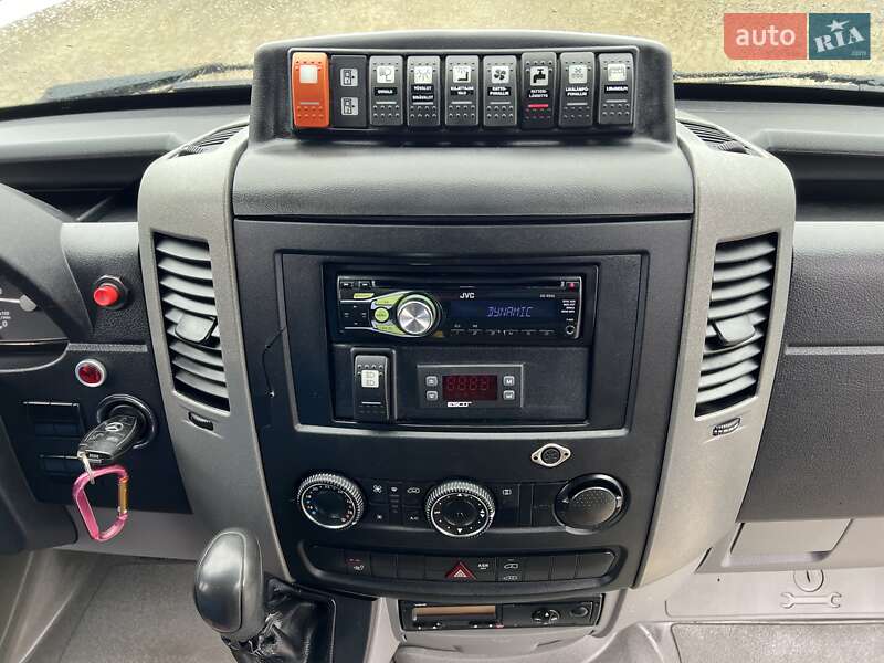 Туристичний / Міжміський автобус Mercedes-Benz Sprinter 2013 в Хотині фото 40 Туристичний / Міжміський автобус Mercedes-Benz Sprinter 2013 в Хотині