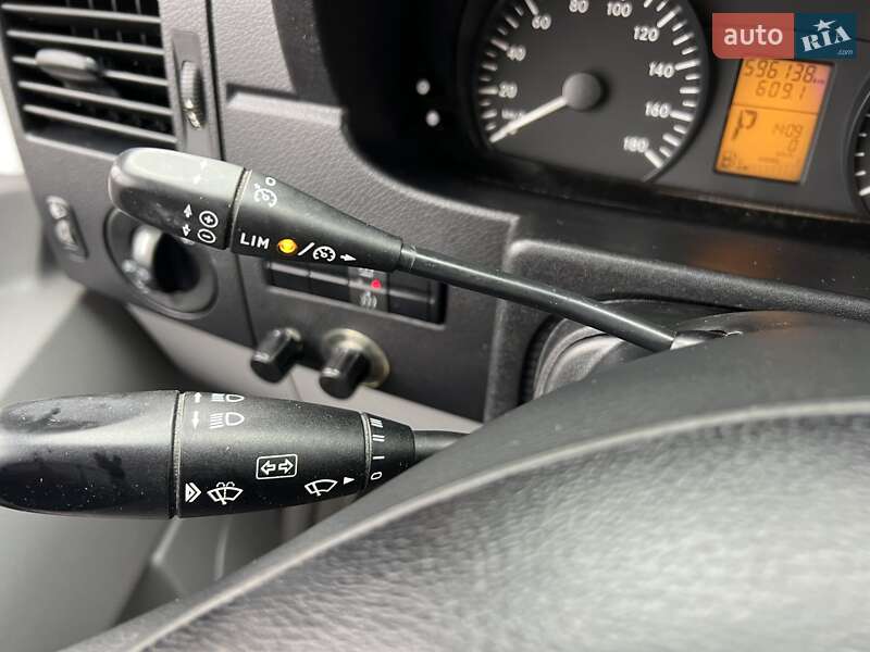 Туристичний / Міжміський автобус Mercedes-Benz Sprinter 2013 в Хотині фото 38 Туристичний / Міжміський автобус Mercedes-Benz Sprinter 2013 в Хотині