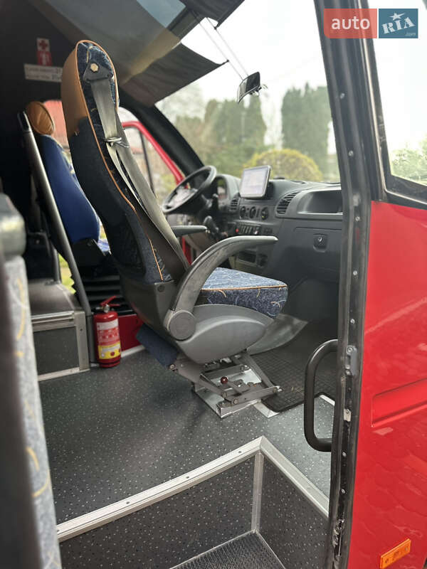 Туристический / Междугородний автобус Mercedes-Benz Sprinter 2004 в Коломые