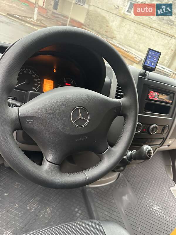 Борт Mercedes-Benz Sprinter 2015 в Калуше