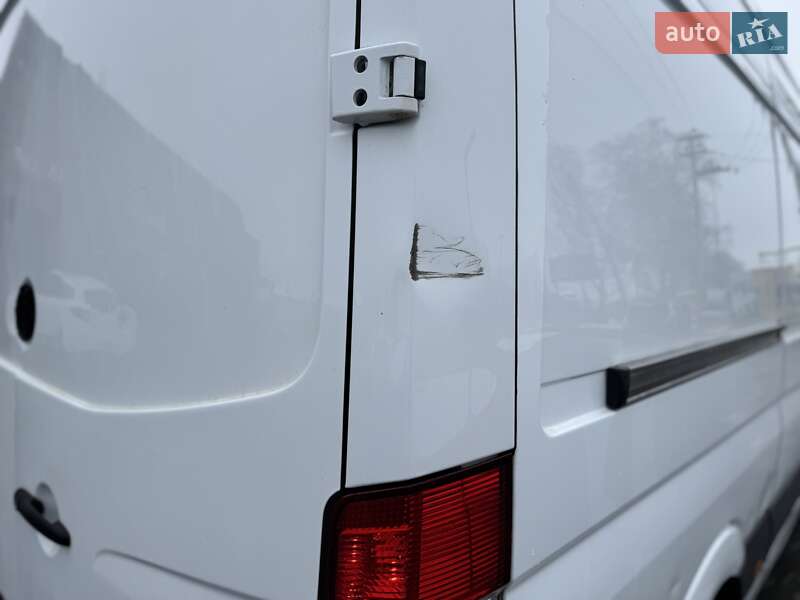 Вантажний фургон Mercedes-Benz Sprinter 2016 в Івано-Франківську