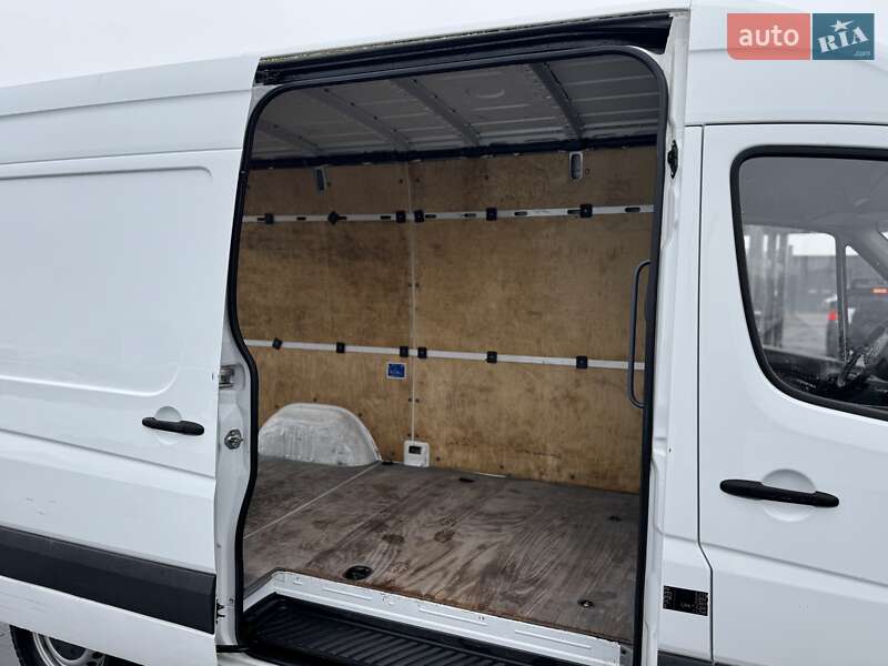 Вантажний фургон Mercedes-Benz Sprinter 2016 в Івано-Франківську