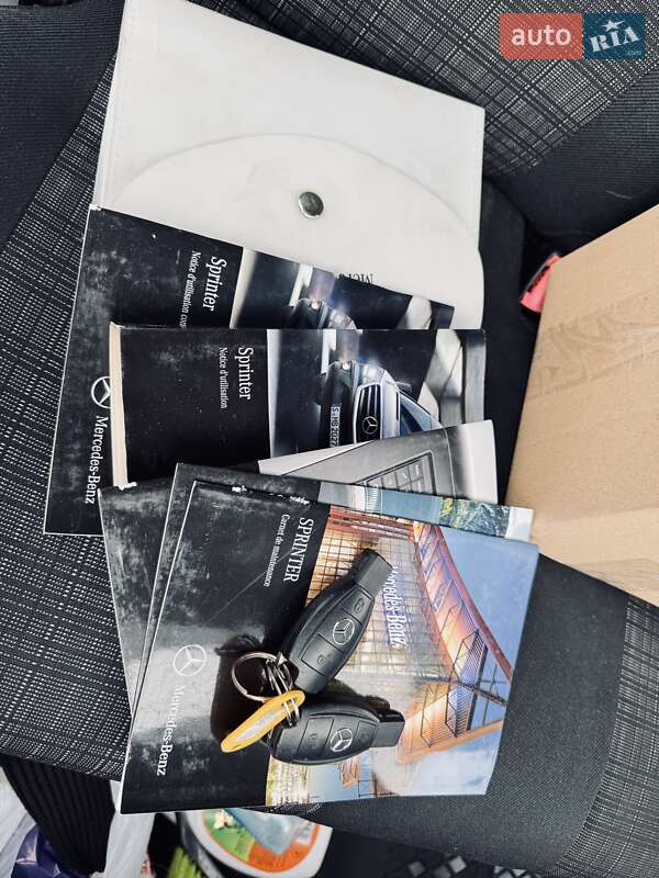 Вантажний фургон Mercedes-Benz Sprinter 2016 в Івано-Франківську