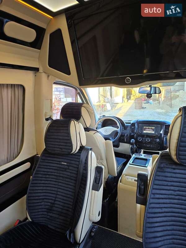 Мінівен Mercedes-Benz Sprinter 2016 в Рені