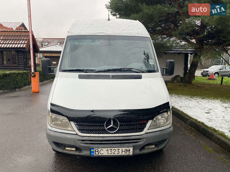 Грузовой фургон Mercedes-Benz Sprinter 2006 в Ивано-Франковске
