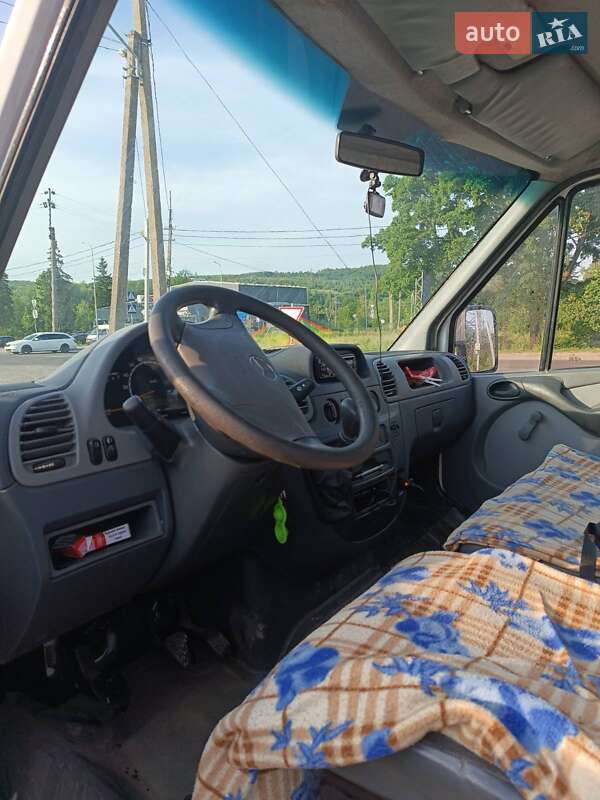 Борт Mercedes-Benz Sprinter 2004 в Старом Самборе