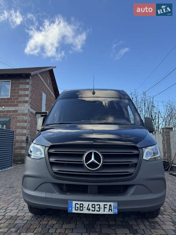 Вантажний фургон Mercedes-Benz Sprinter 2021 в Дубні
