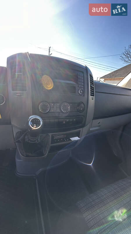 Вантажний фургон Mercedes-Benz Sprinter 2017 в Чернівцях