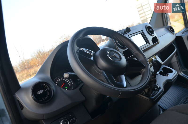 Вантажний фургон Mercedes-Benz Sprinter 2019 в Дрогобичі фото 39 Вантажний фургон Mercedes-Benz Sprinter 2019 в Дрогобичі