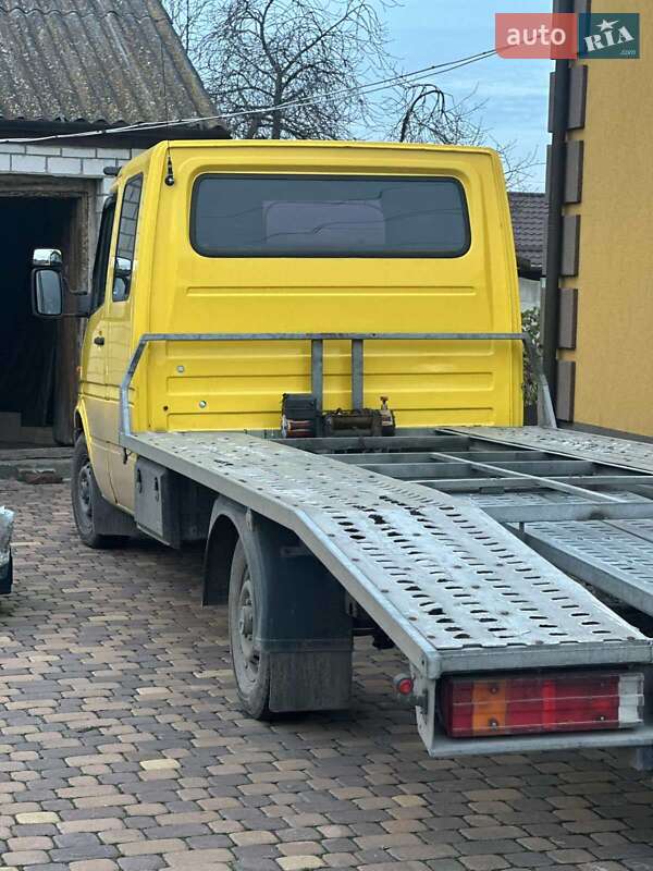 Эвакуатор Mercedes-Benz Sprinter 2004 в Любаре