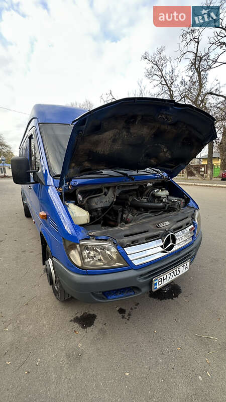 Вантажний фургон Mercedes-Benz Sprinter 2005 в Одесі