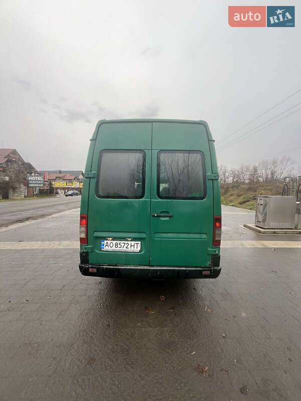 Грузовой фургон Mercedes-Benz Sprinter 1998 в Бедевле