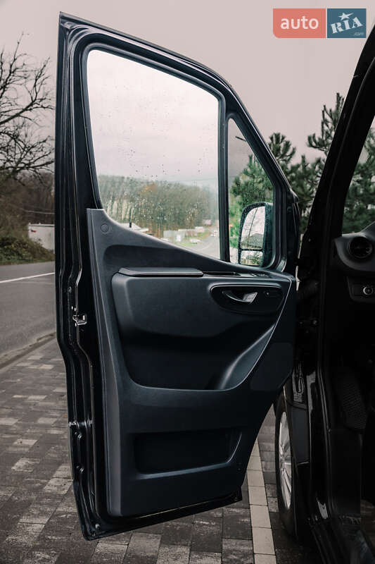 Мінівен Mercedes-Benz Sprinter 2023 в Ужгороді фото 75 Мінівен Mercedes-Benz Sprinter 2023 в Ужгороді