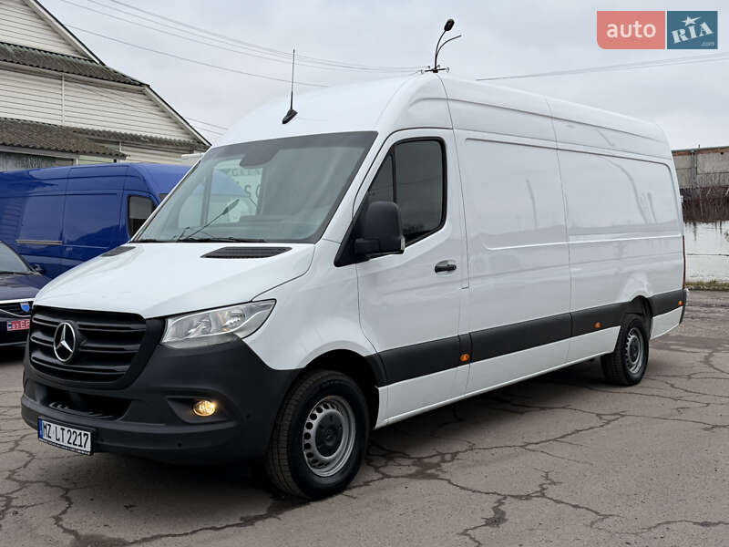 Вантажний фургон Mercedes-Benz Sprinter 2020 в Рівному