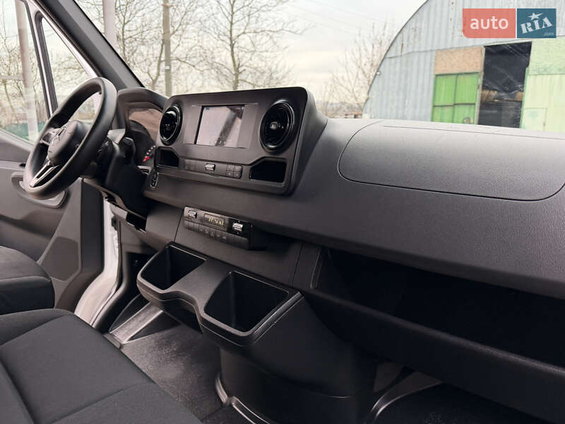 Вантажний фургон Mercedes-Benz Sprinter 2020 в Рівному