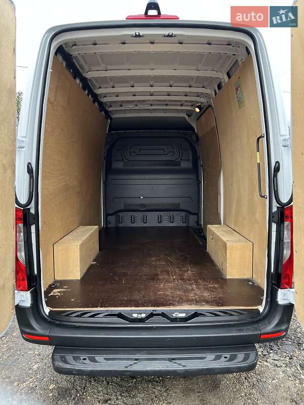 Грузовой фургон Mercedes-Benz Sprinter 2020 в Бродах