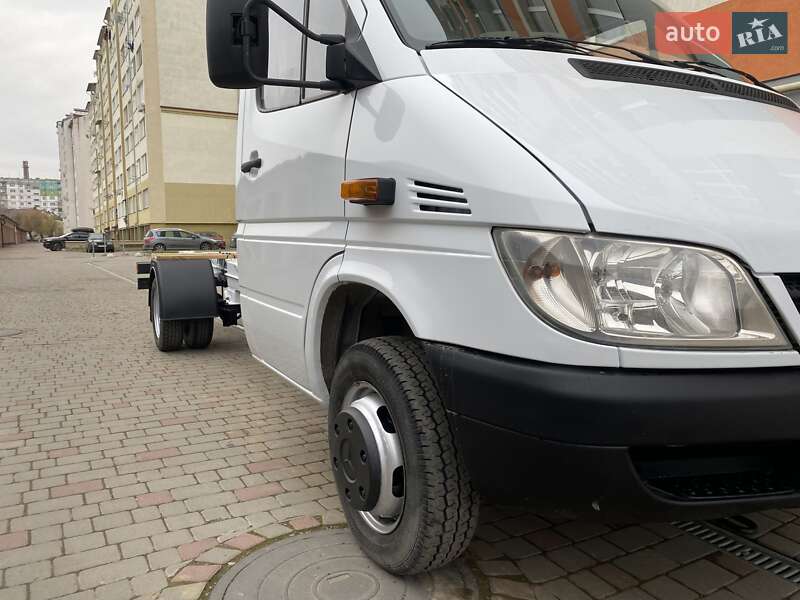 Грузовой фургон Mercedes-Benz Sprinter 2004 в Ивано-Франковске