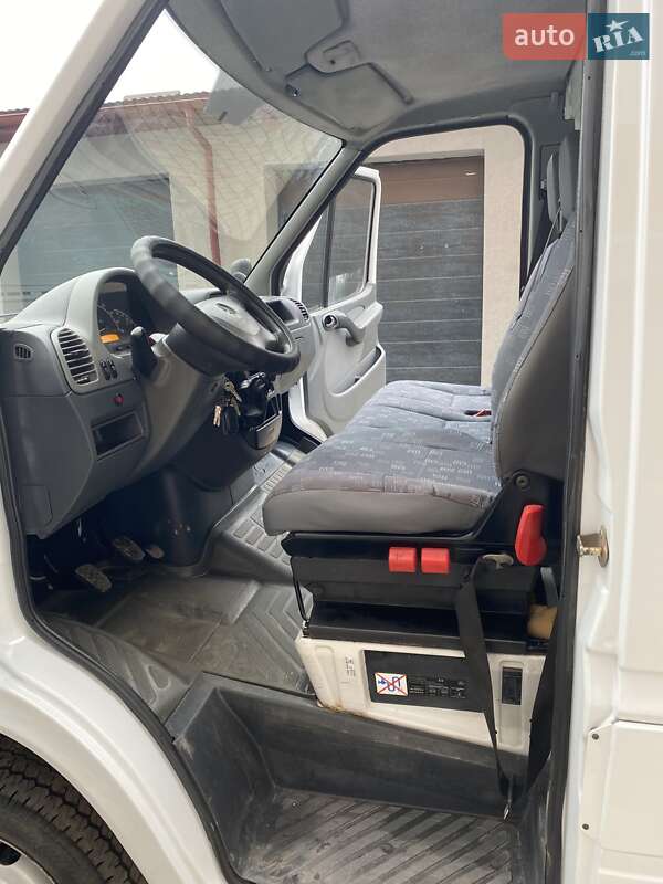 Грузовой фургон Mercedes-Benz Sprinter 2004 в Ивано-Франковске