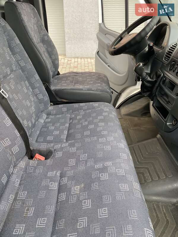 Грузовой фургон Mercedes-Benz Sprinter 2004 в Ивано-Франковске