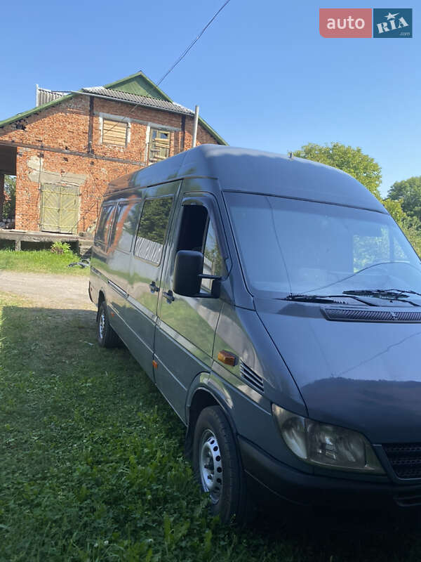 Мікроавтобус Mercedes-Benz Sprinter 2004 в Коломиї фото 2 Мікроавтобус Mercedes-Benz Sprinter 2004 в Коломиї