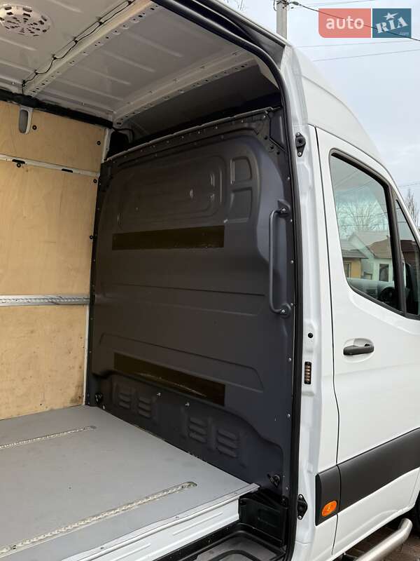 Вантажний фургон Mercedes-Benz Sprinter 2021 в Києві