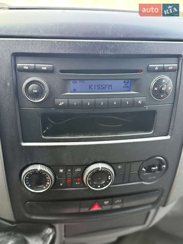 Вантажопасажирський фургон Mercedes-Benz Sprinter 2012 в Одесі